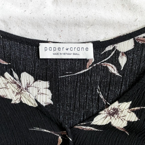 Paper Crane - Crop Top (S) - Picture 2 of 2
